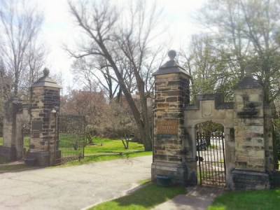 entrance gate, Union Cemetery, Steubenville, Ohio