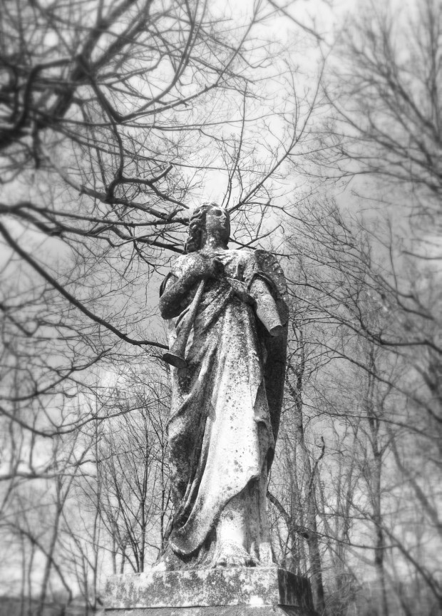 statuary, Union Cemetery, Steubenville, Ohio