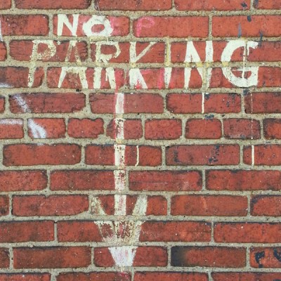 no-parking-arrow