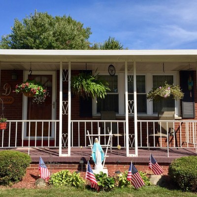 Mary statuette in front of house, New Brighton, PA