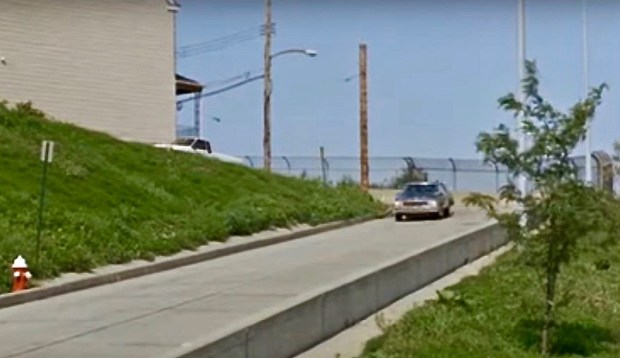 scene from the film "Striking Distance" of residential street in Pittsburgh, PA