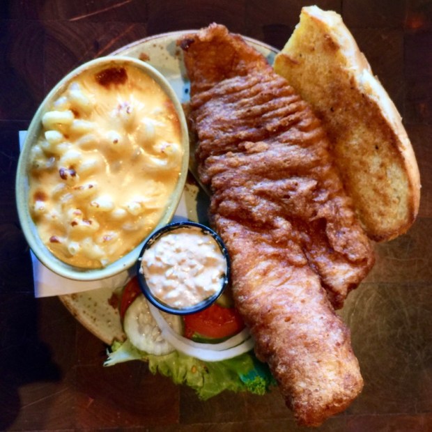fish sandwich with mac & cheese