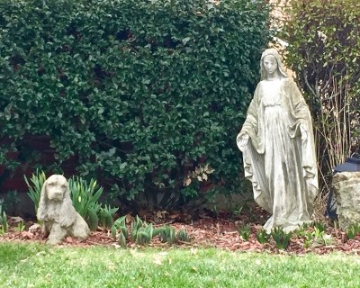 Mary statuette and dog statuette in front yard, Ambridge, PA