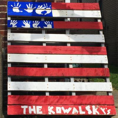 wooden shipping pallet painted like an American flag, Ambridge, PA