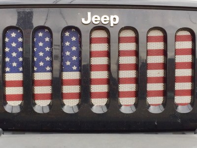 Jeep grill made to look like American flag