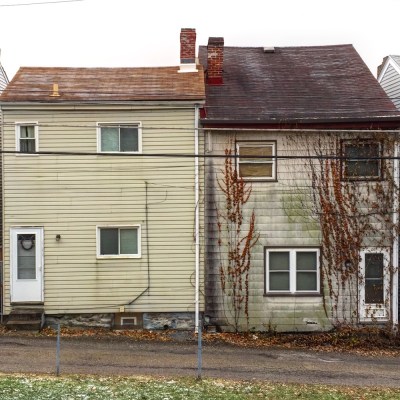 row houses of very different architectural designs, Pittsburgh, PA