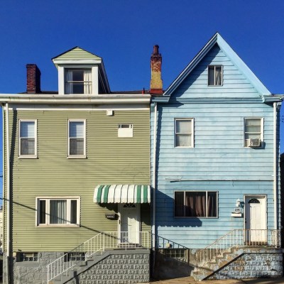 row houses of very different architectural designs, Pittsburgh, PA