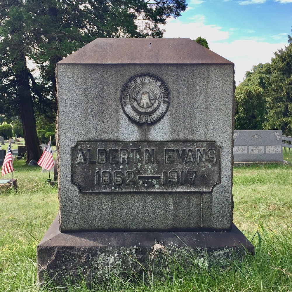 grave marker with seal of the Woodmen of the World, Richland Cemetery, Dravosburg, PA