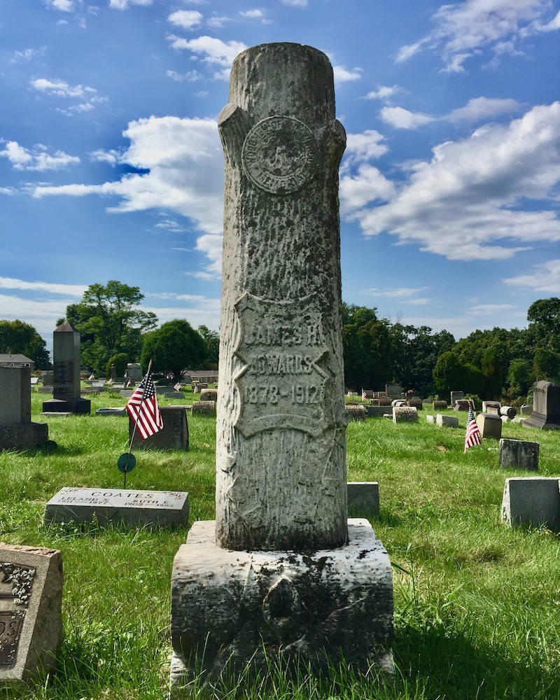 grave marker with seal of the Woodmen of the World, Richland Cemetery, Dravosburg, PA