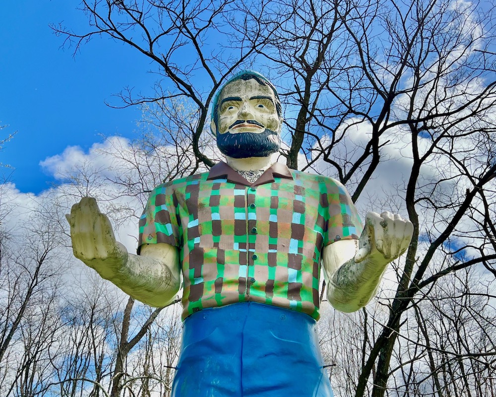 In the Land of Giants: An Orbit Day Trip to The Farnham Colossi