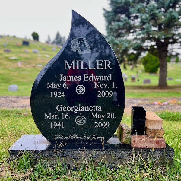 grave marker with team emblem for the Pittsburgh Steelers